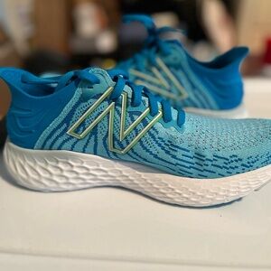 NEW BALANCE FRESH FOAM WOMEN'S RUNNING SHOES 1080V11 SIZE 8